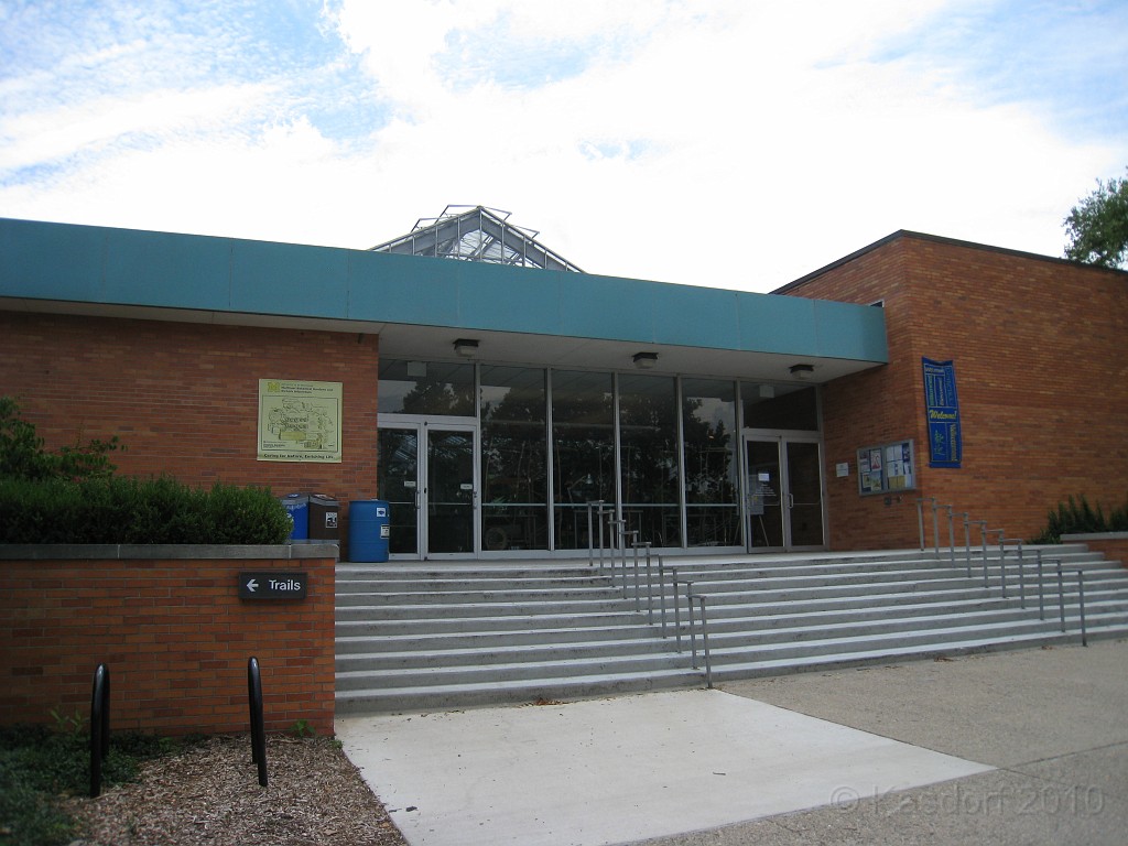 Matthaei Botanical Gardens 2010 0215.jpg - The front entrance of the Matthaei Botanical Gardens.